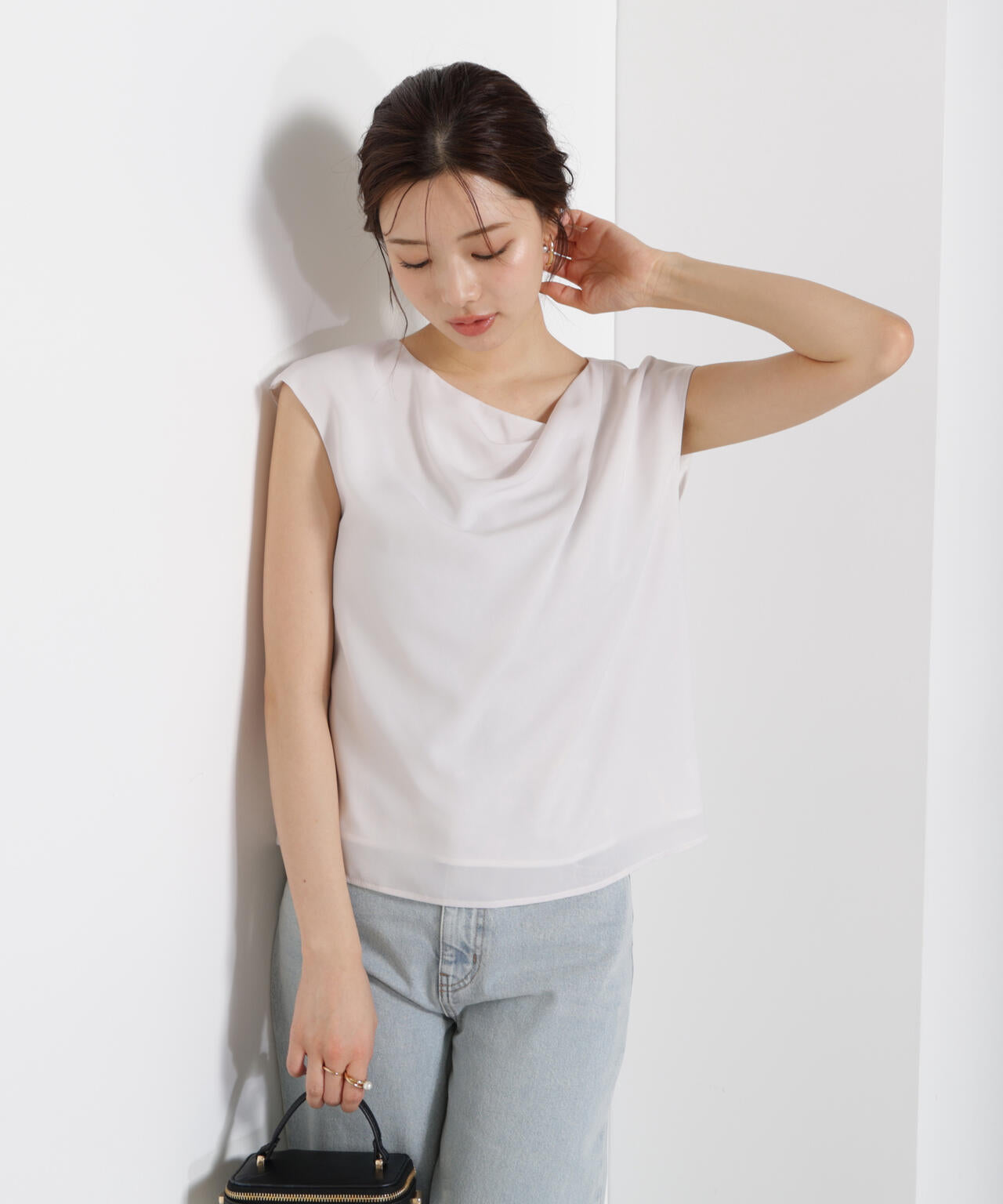 ea19fe55-12e2-5e2f-8ef7-8cf45b16c2ea_Image