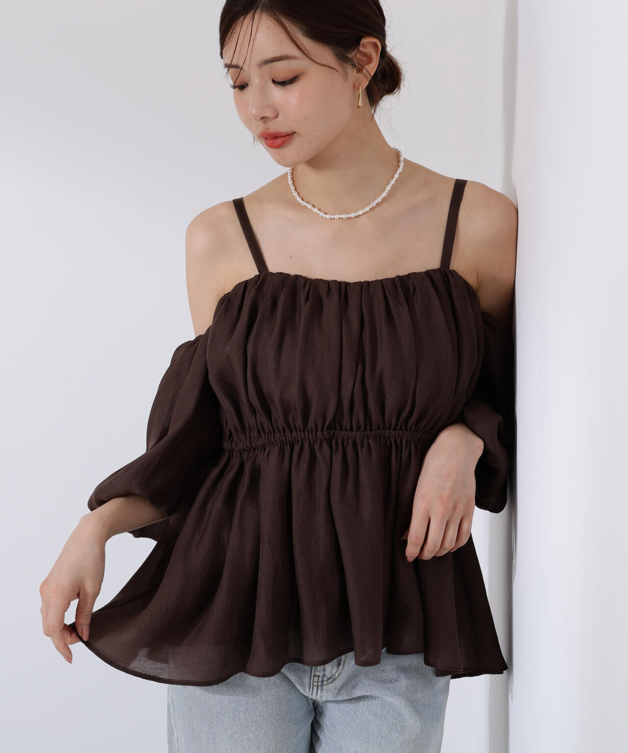 シャーリングオフショルブラウス