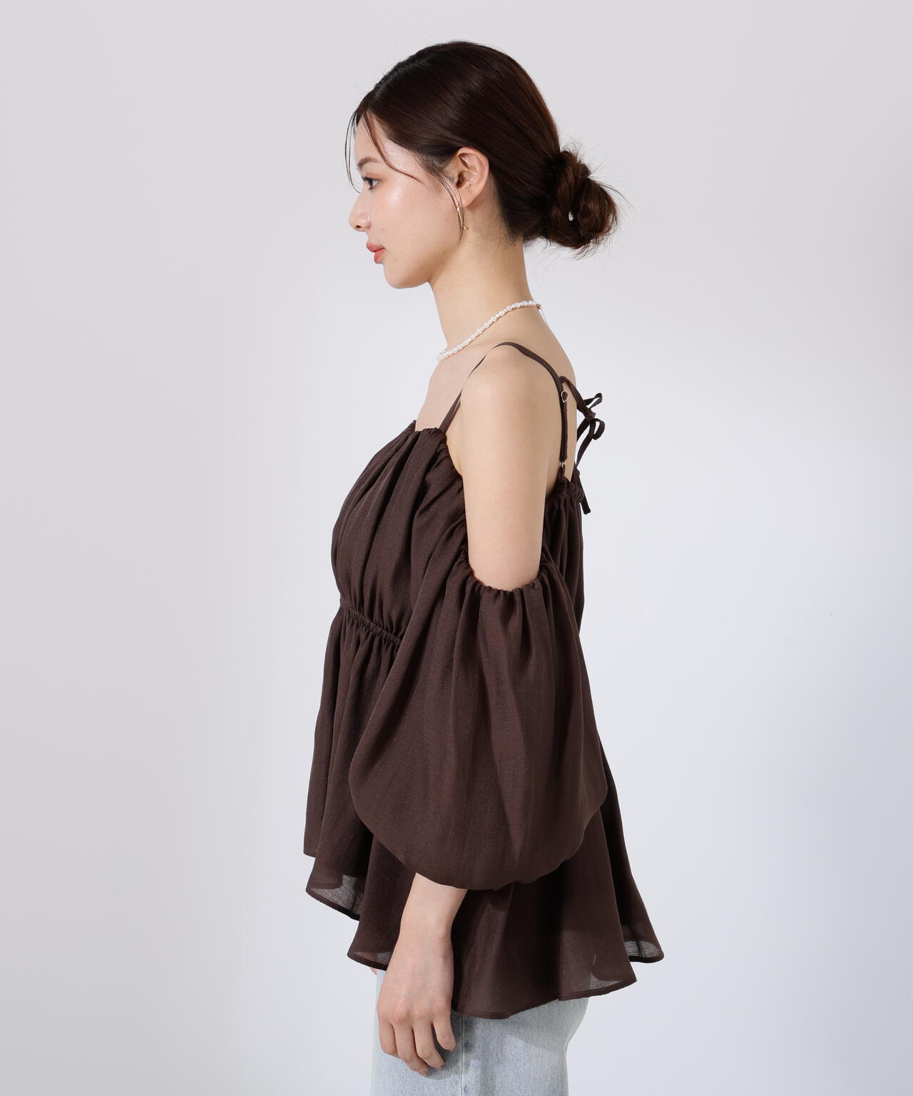 シャーリングオフショルブラウス