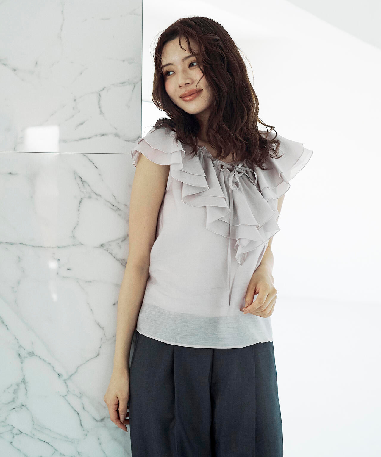 フロントリボンシアーブラウス