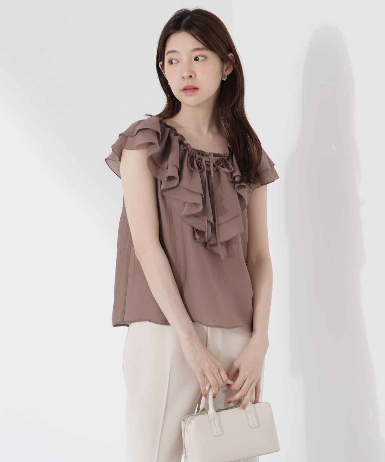 フロントリボンシアーブラウス