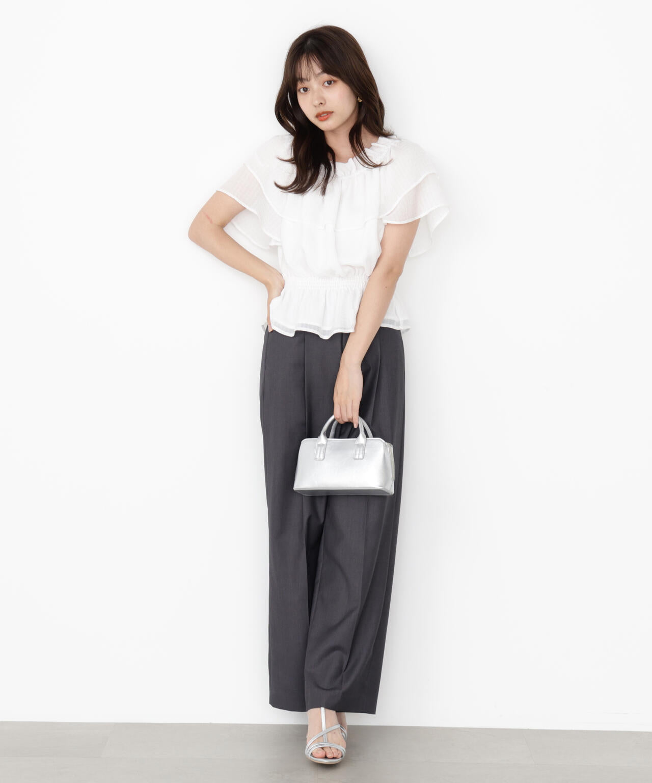 <ウォッシャブル>2wayギャザーペプラムブラウス