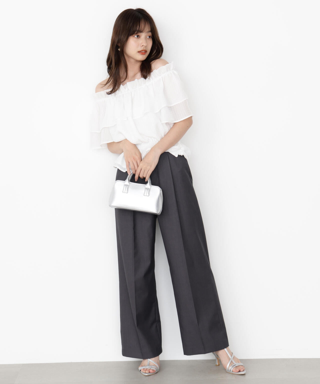 <ウォッシャブル>2wayギャザーペプラムブラウス