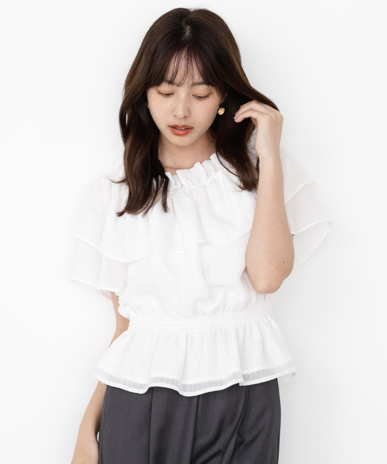 <ウォッシャブル>2wayギャザーペプラムブラウス