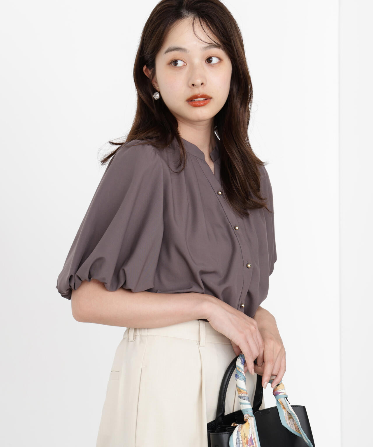 <ウォッシャブル>バルーンタックブラウス