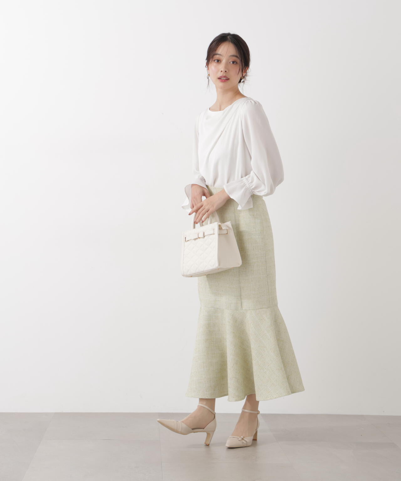 <ウォッシャブル>キャンディースリーブニュアンスブラウス