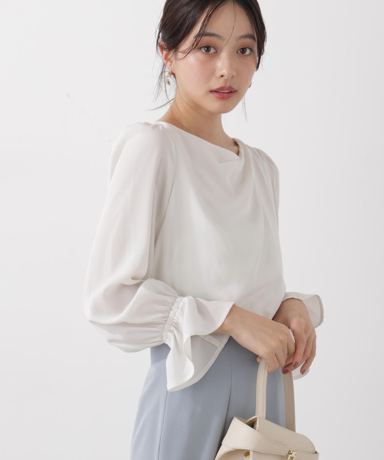 <ウォッシャブル>キャンディースリーブニュアンスブラウス