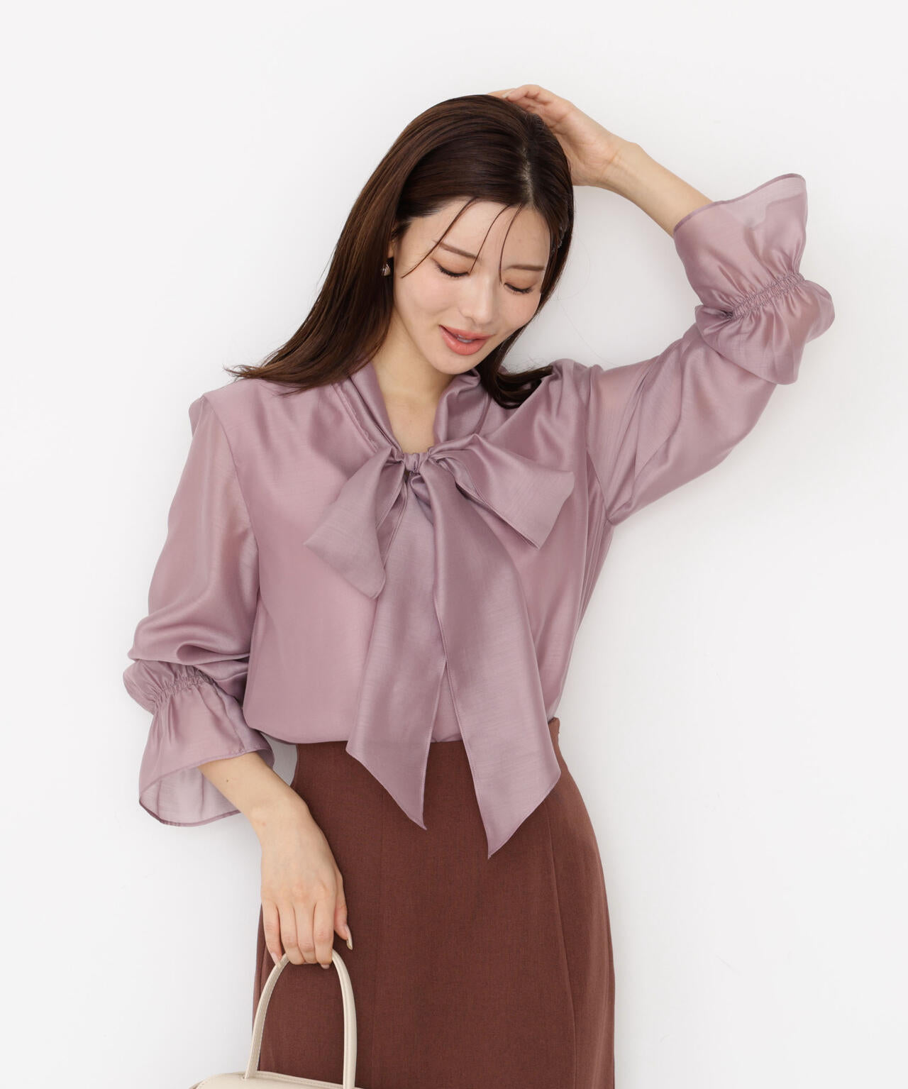 【松川星さん着用】<ウォッシャブル>シアーボウタイブラウス