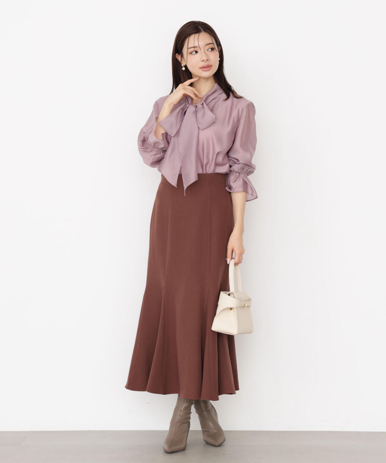 【松川星さん着用】<ウォッシャブル>シアーボウタイブラウス