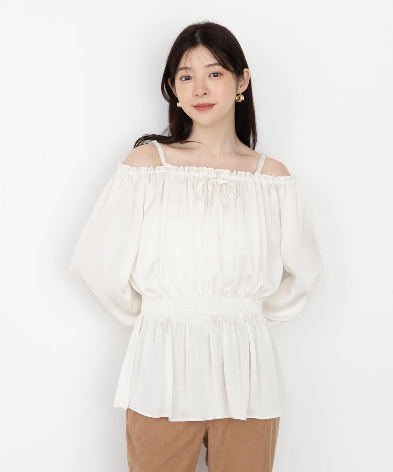 《EDIT COLOGNE》<ウォッシャブル>リボン付きオフショルブラウス