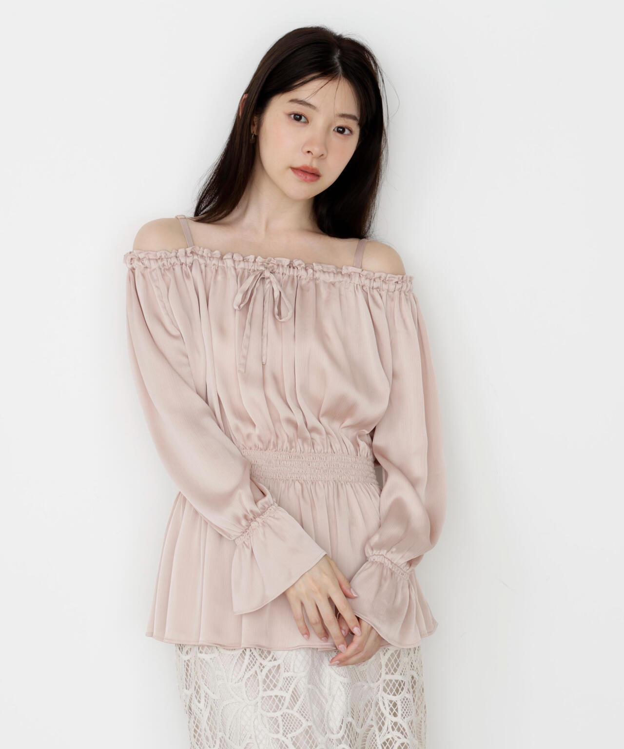 《EDIT COLOGNE》<ウォッシャブル>リボン付きオフショルブラウス