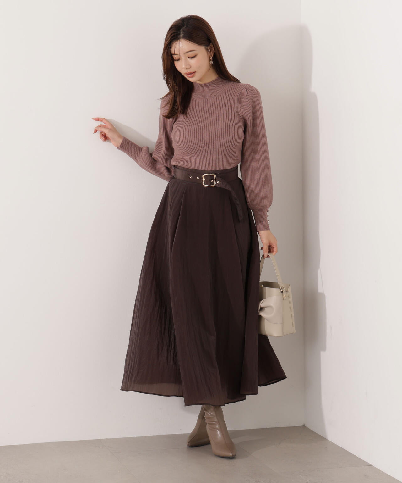 【青島心さん着用】ベルト付きシアーフレアスカート