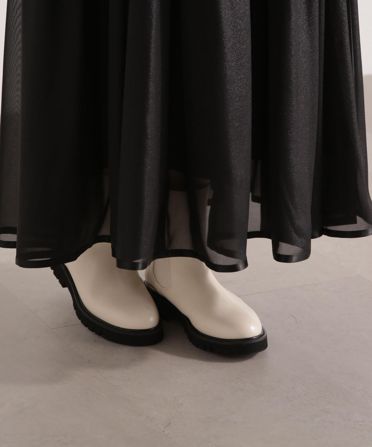 【加藤栞さん着用】シアーティアードスカート