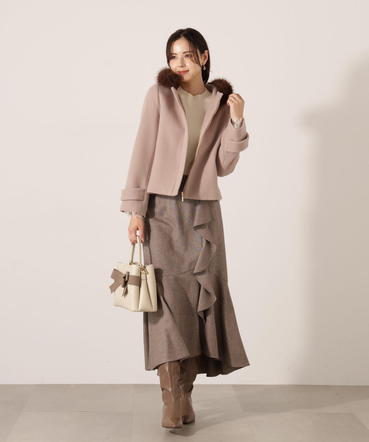 【加藤栞さん着用】ラッフルディテールスカート