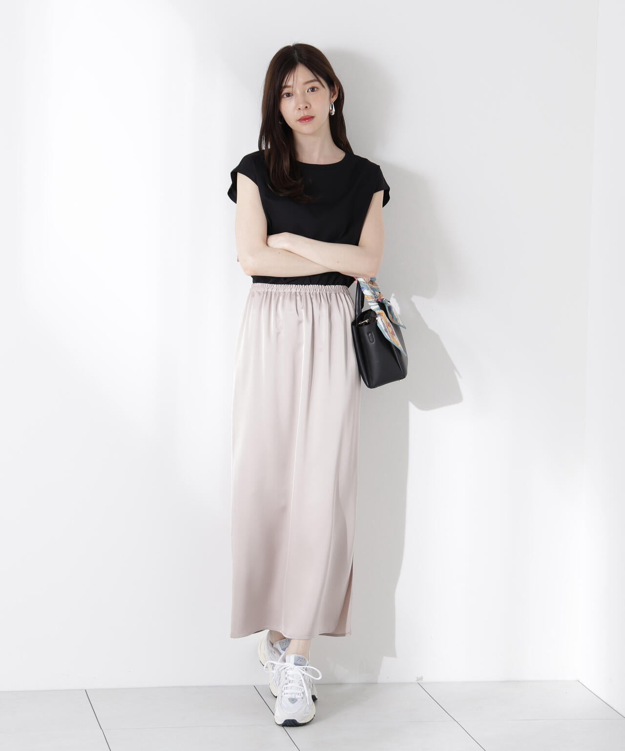 マットサテンスリットスカート