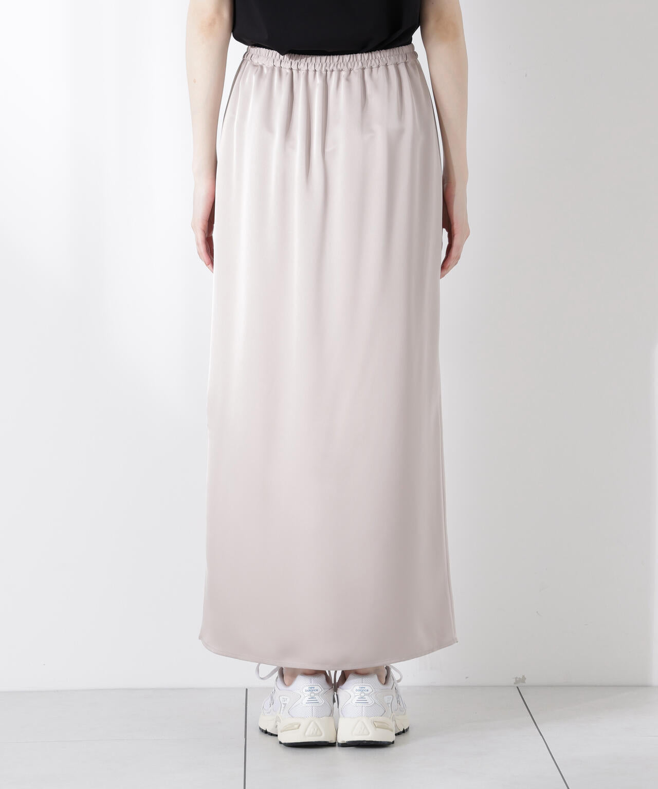 マットサテンスリットスカート