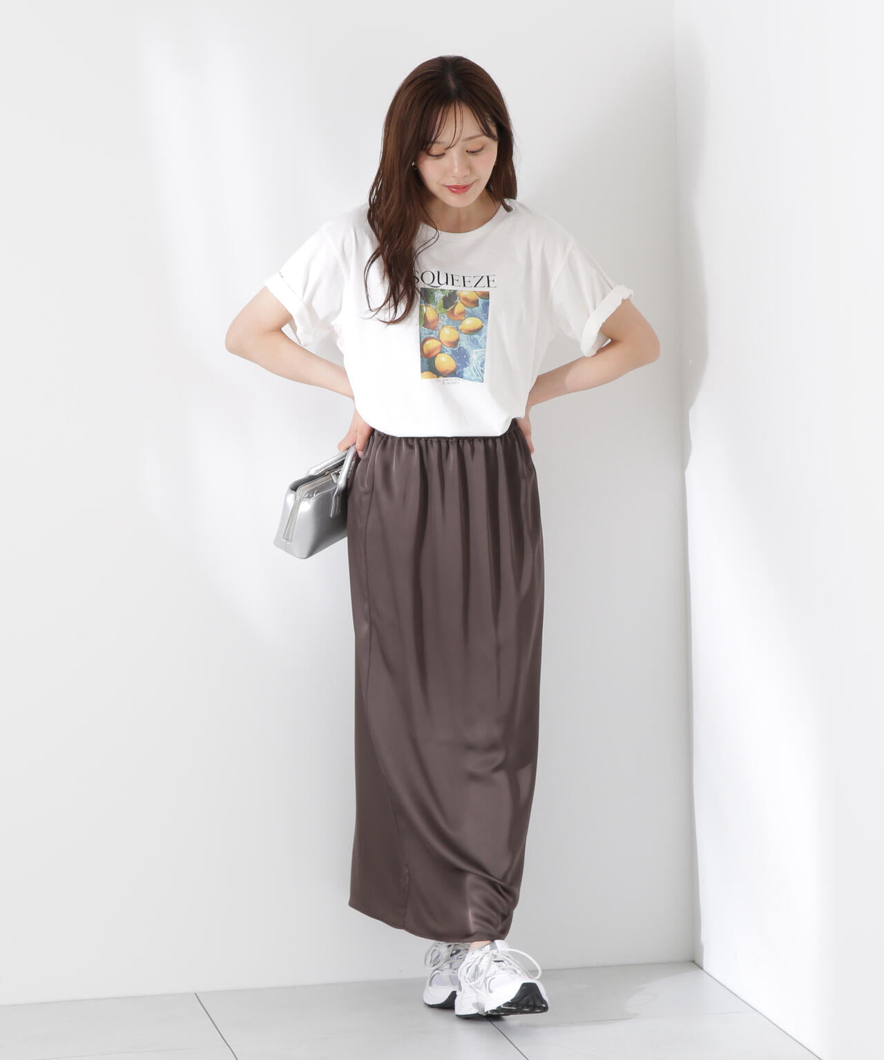 マットサテンスリットスカート