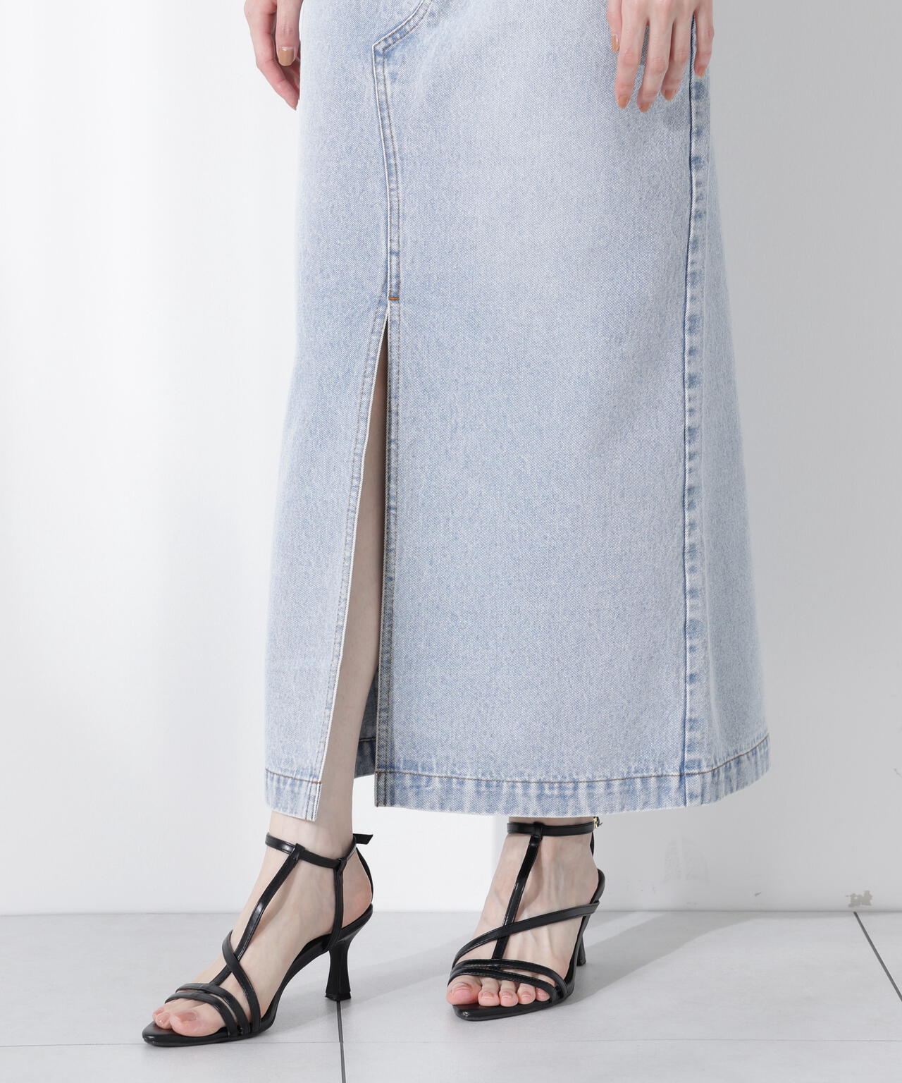 デニムナロースカート