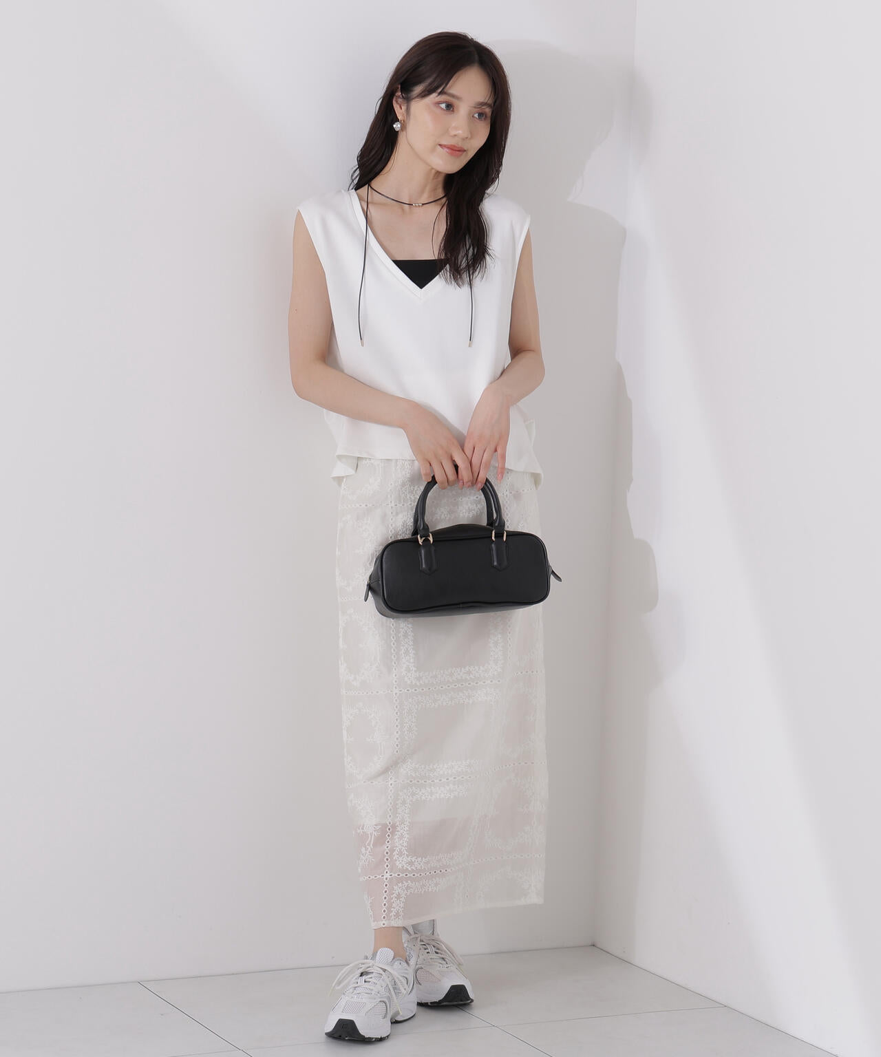 シアーパネルレーススカート