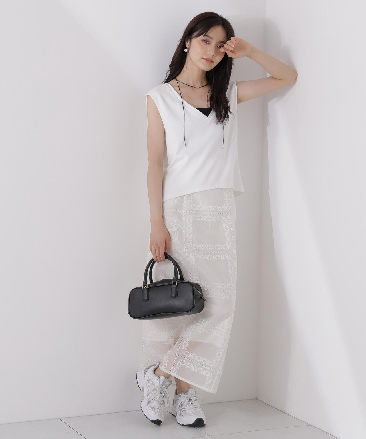 シアーパネルレーススカート