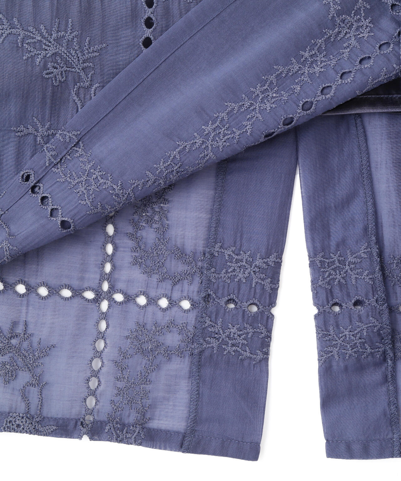 シアーパネルレーススカート