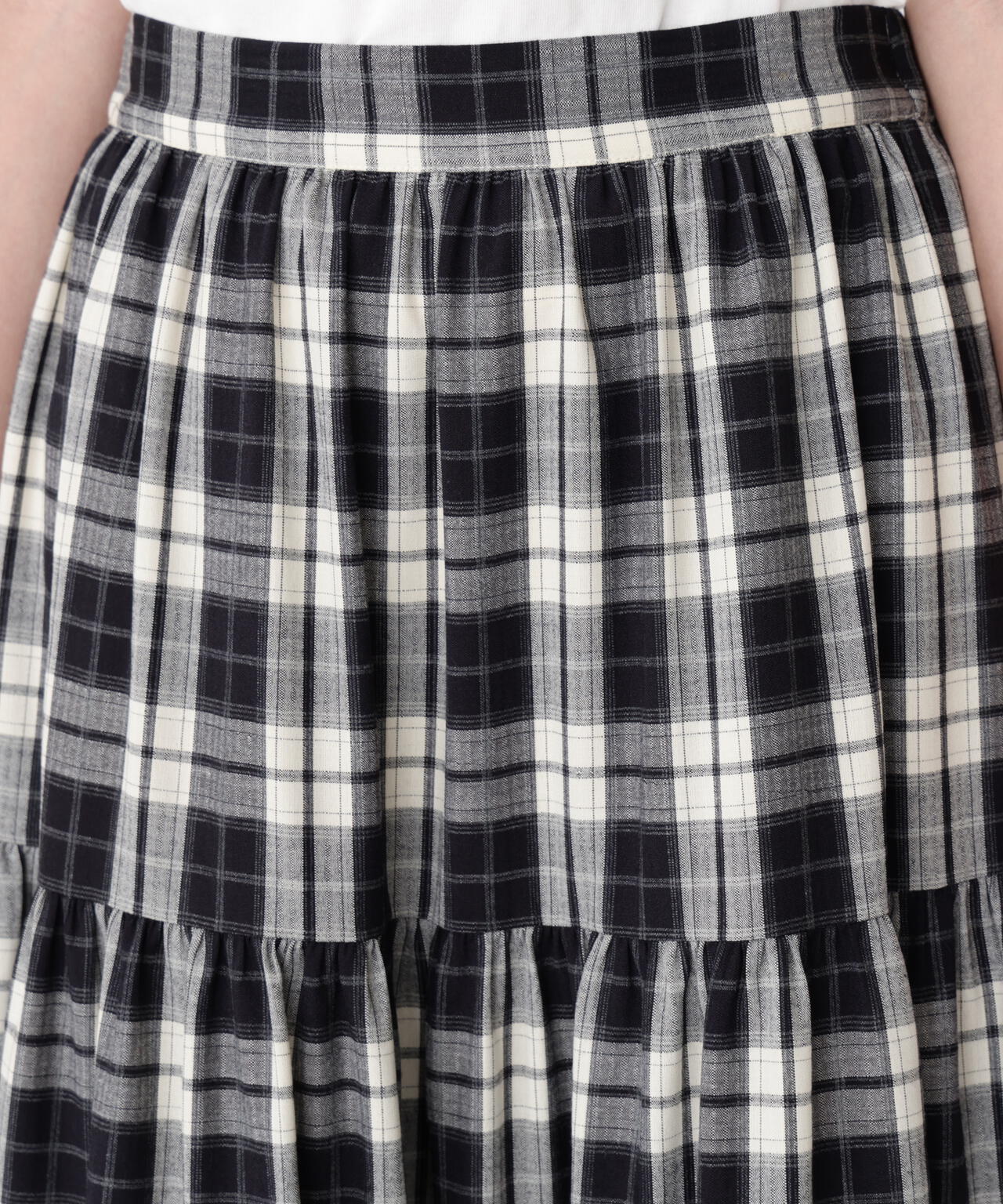 チェック柄ティアードスカート