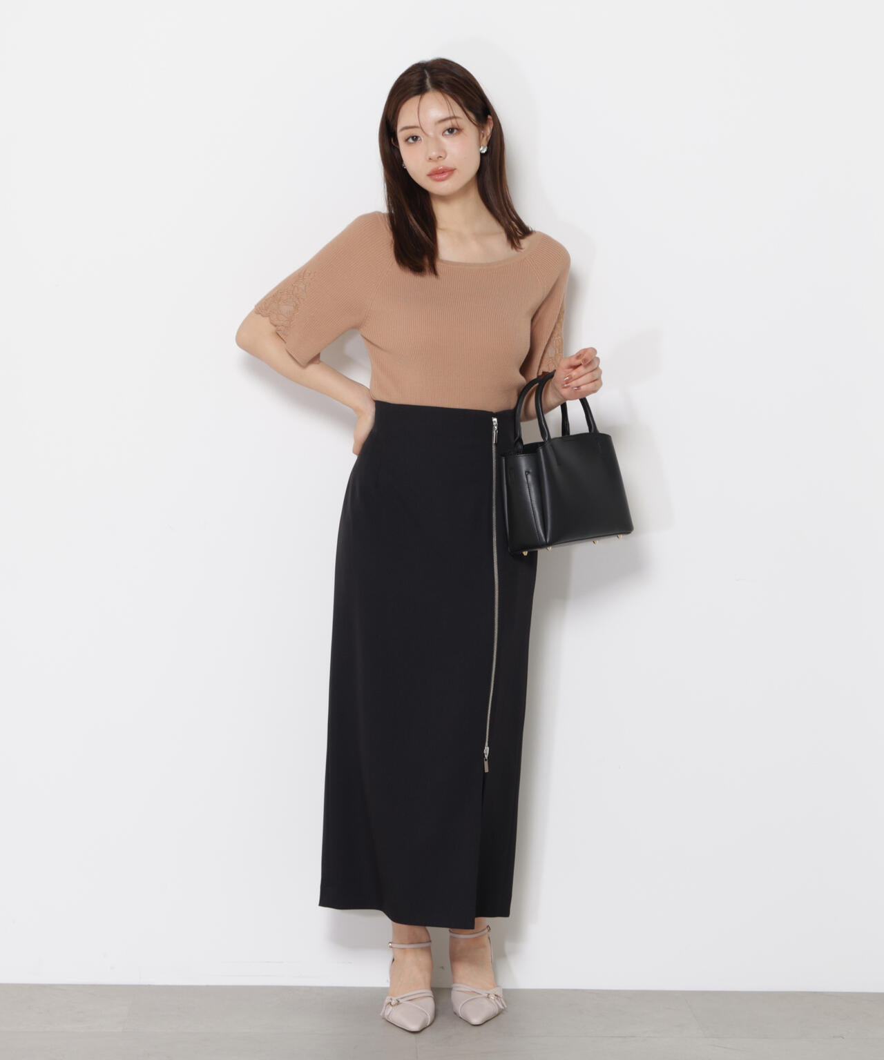 サイドファスナータイトスカート