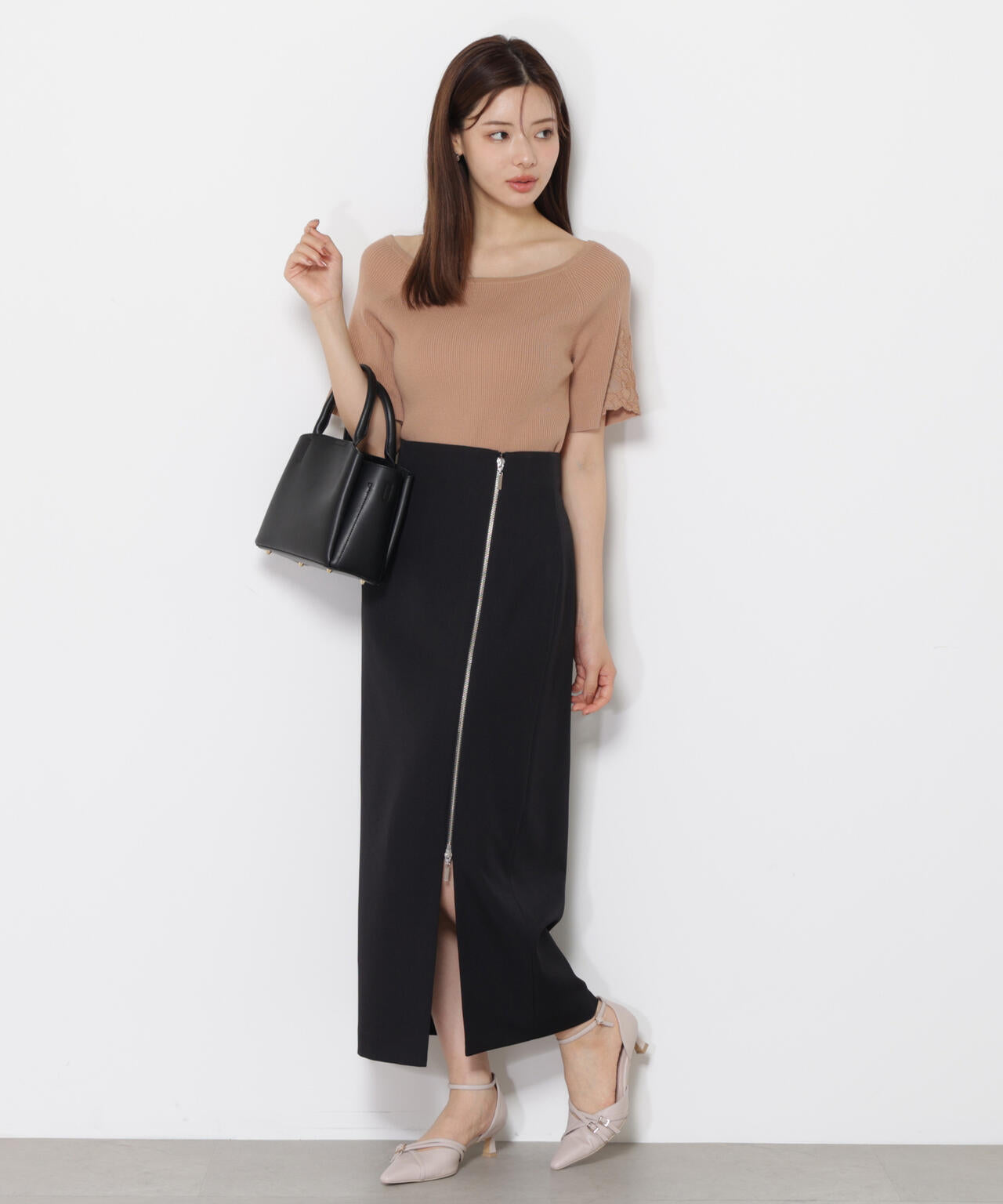 サイドファスナータイトスカート