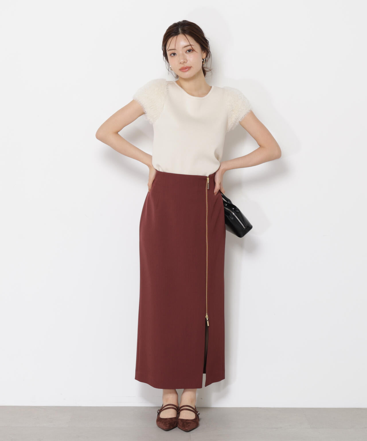 サイドファスナータイトスカート