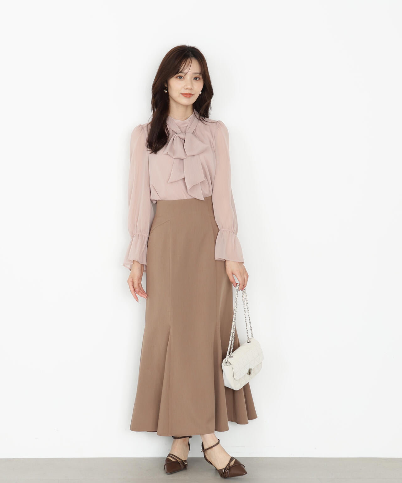 【松川星さん着用】バックレースアップマーメイドスカート