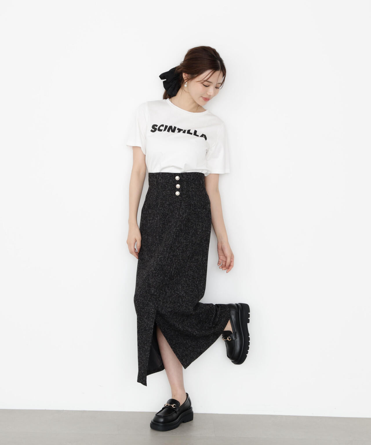 アシメ釦ナロースカート