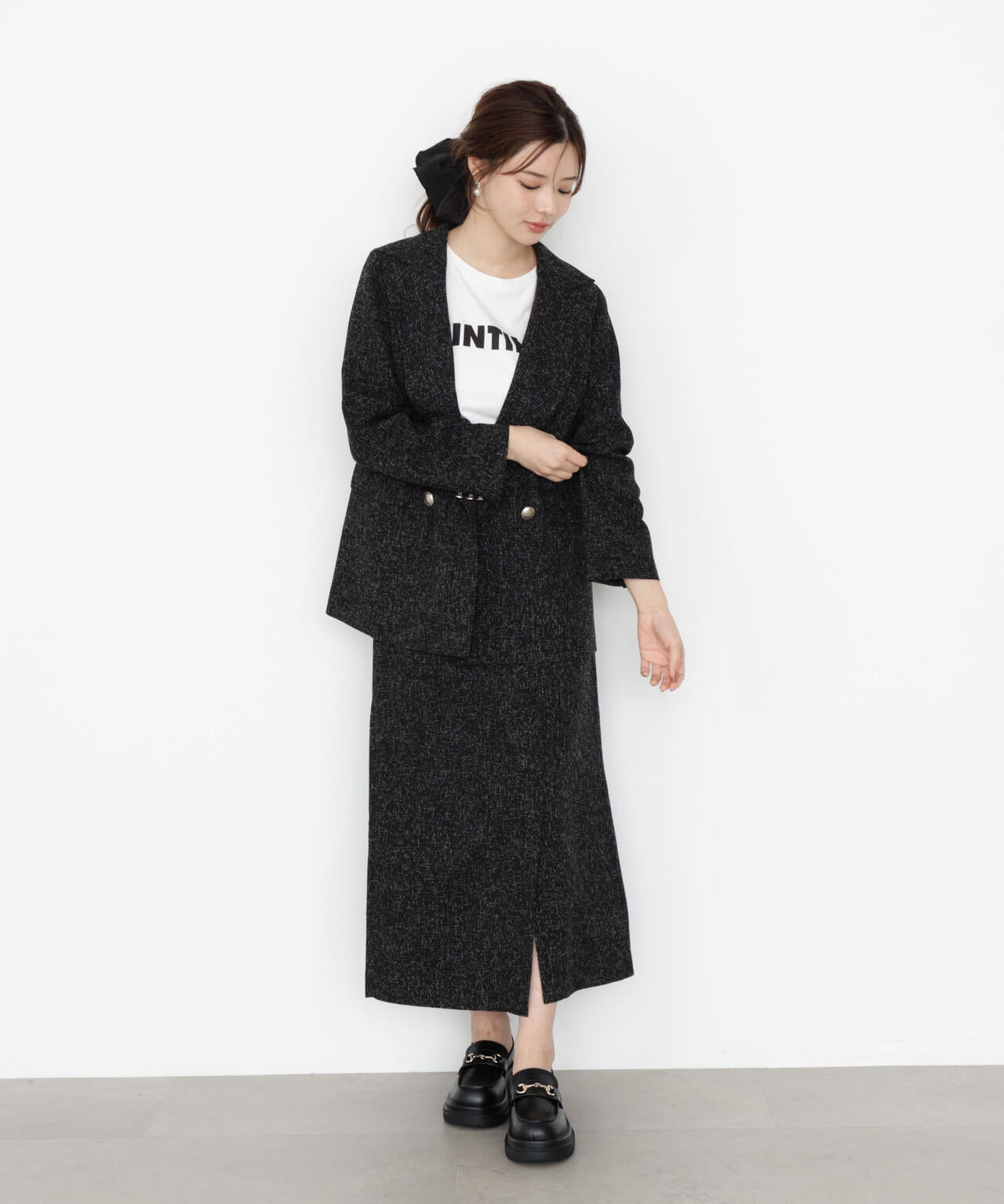 アシメ釦ナロースカート