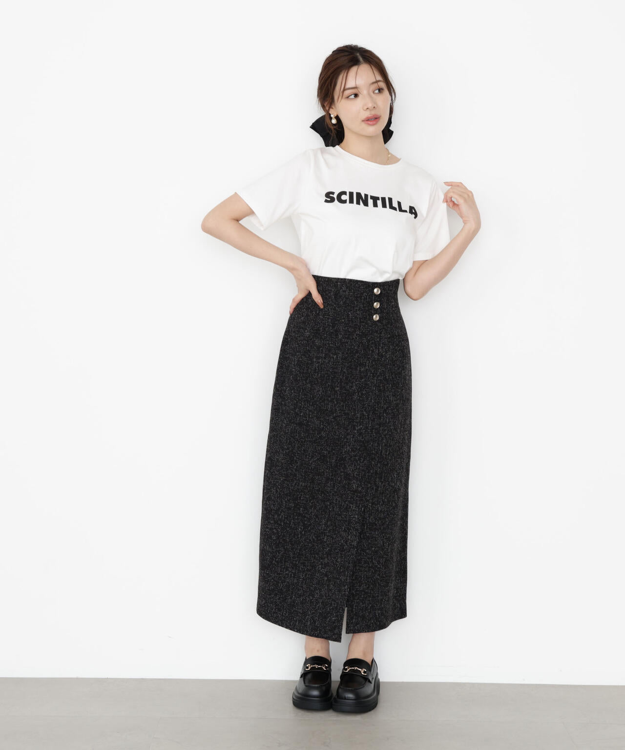 アシメ釦ナロースカート