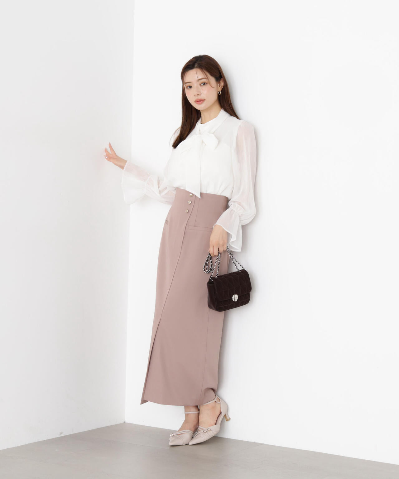 アシメ釦ナロースカート