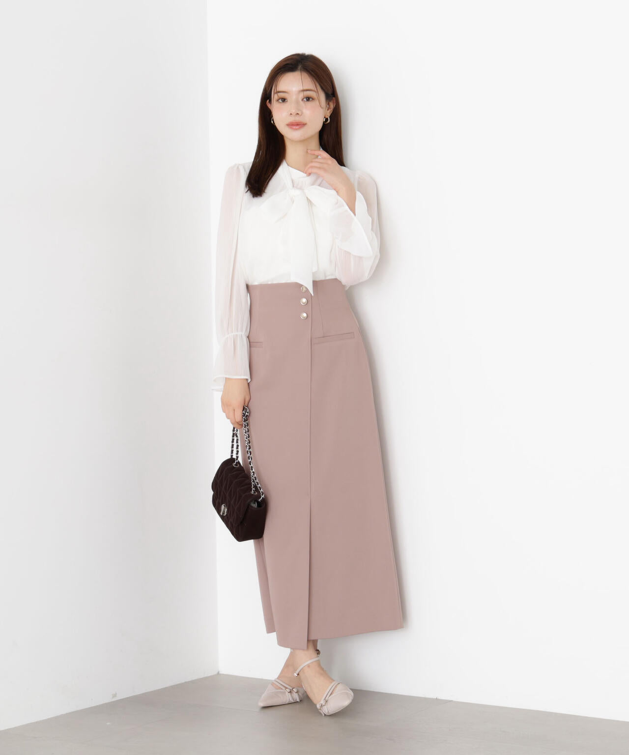 アシメ釦ナロースカート