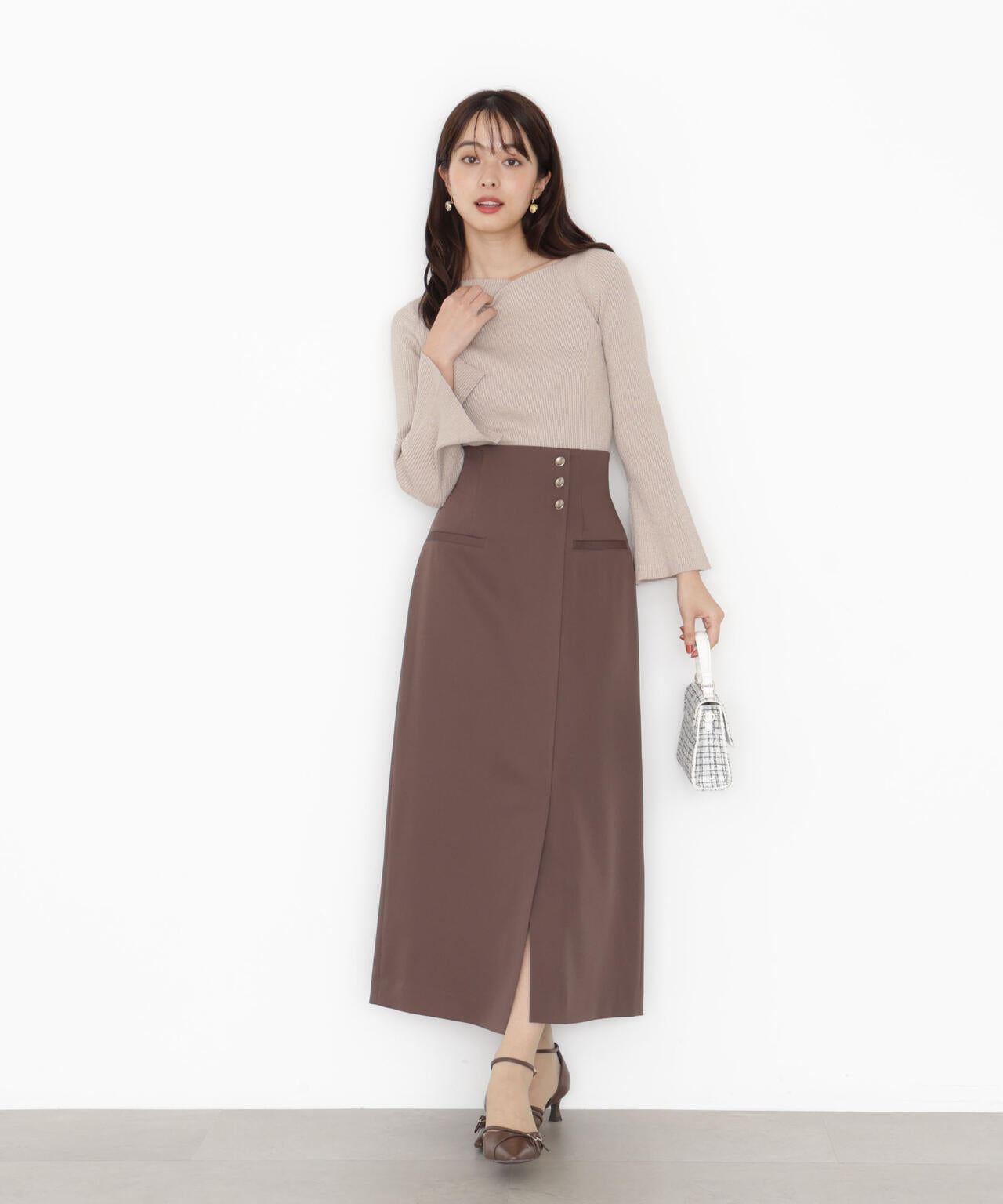 アシメ釦ナロースカート