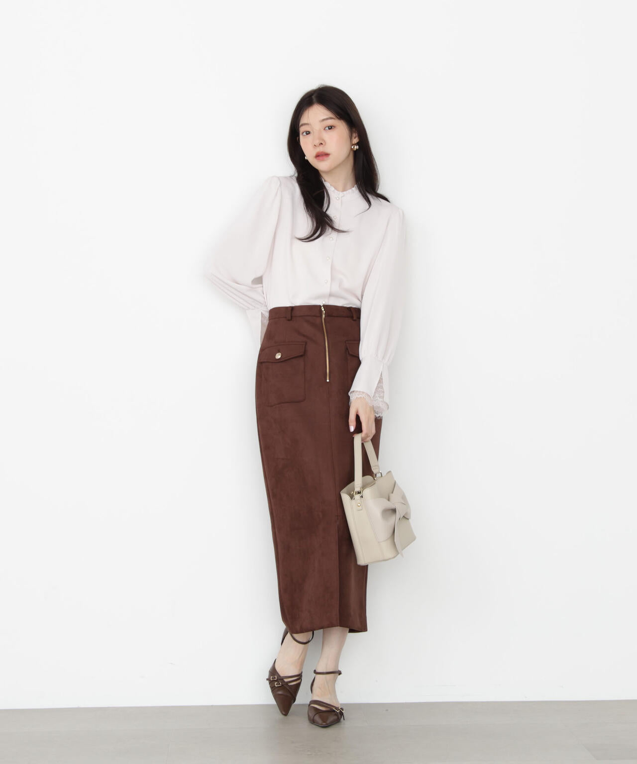 【松川星さん着用】ダンボールフェイクスエードタイトスカート