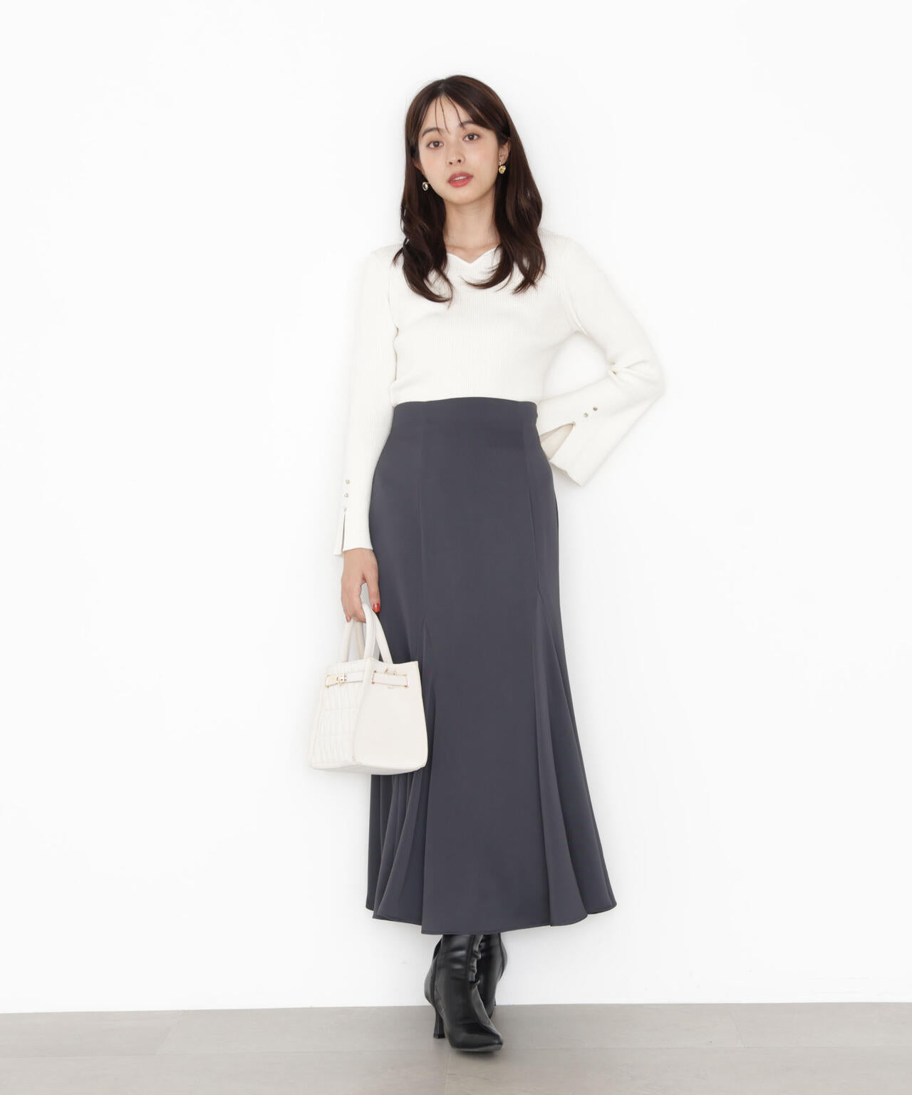 【松川星さん着用】グロッシーレディマーメイドスカート