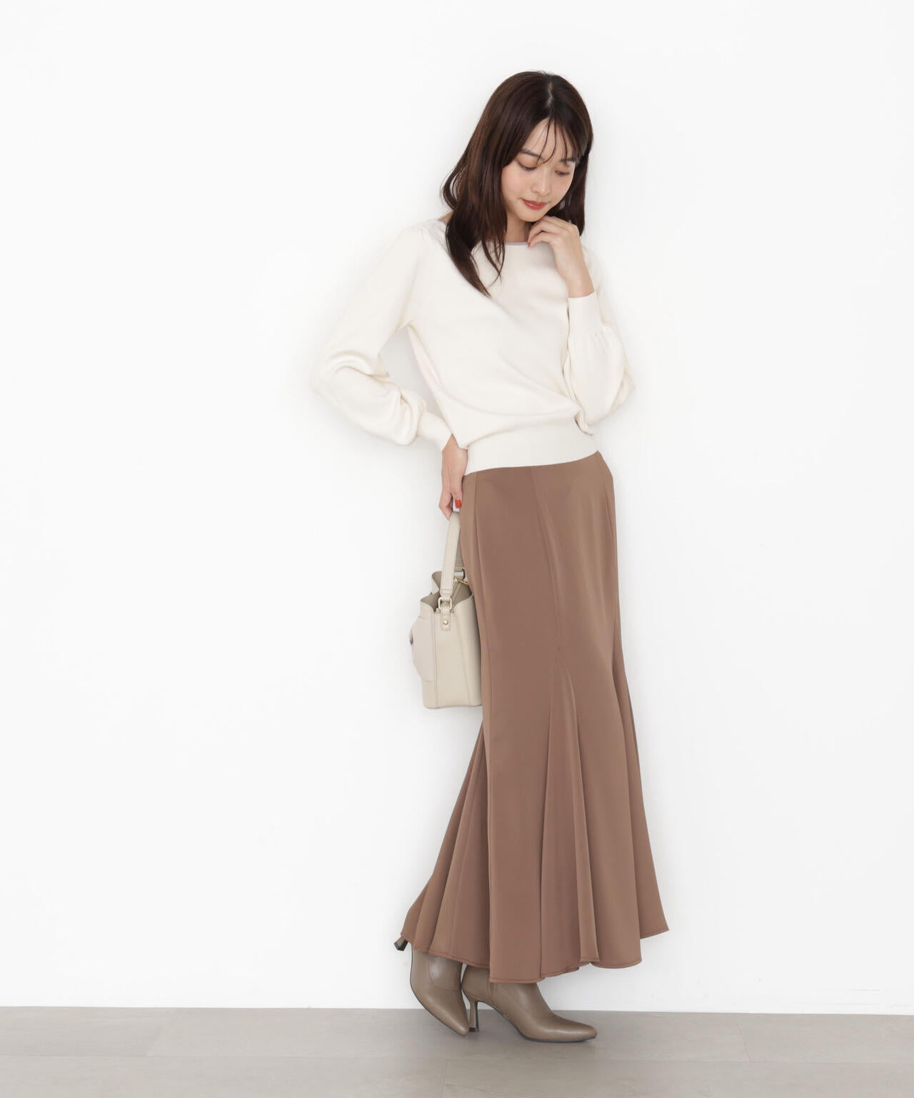 【松川星さん着用】グロッシーレディマーメイドスカート