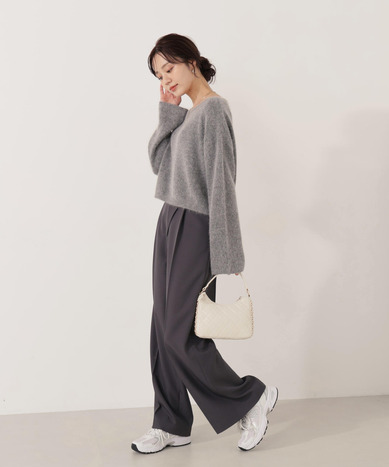 【加藤栞さん着用】ハイウエストラップパンツ