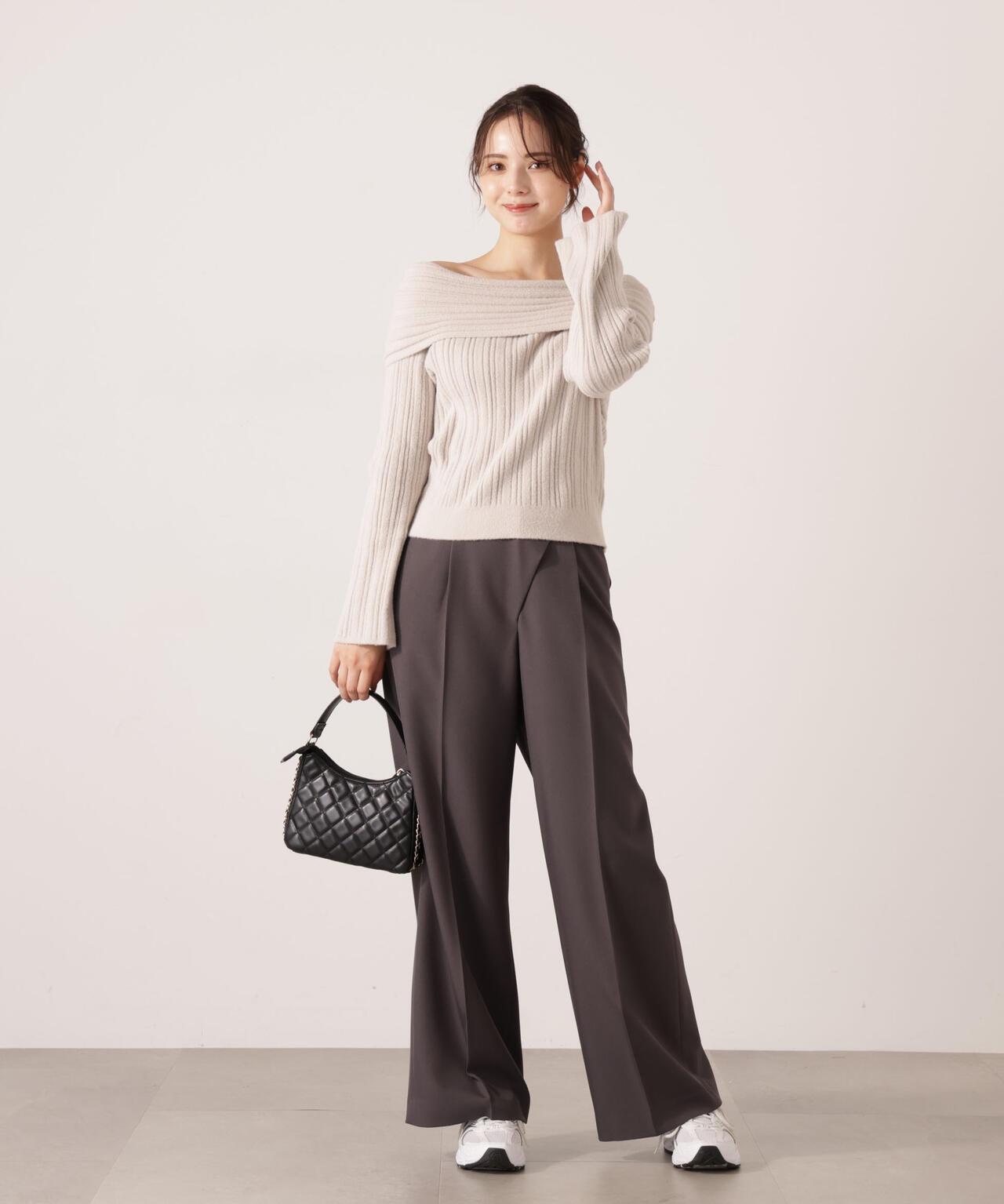 【加藤栞さん着用】ハイウエストラップパンツ