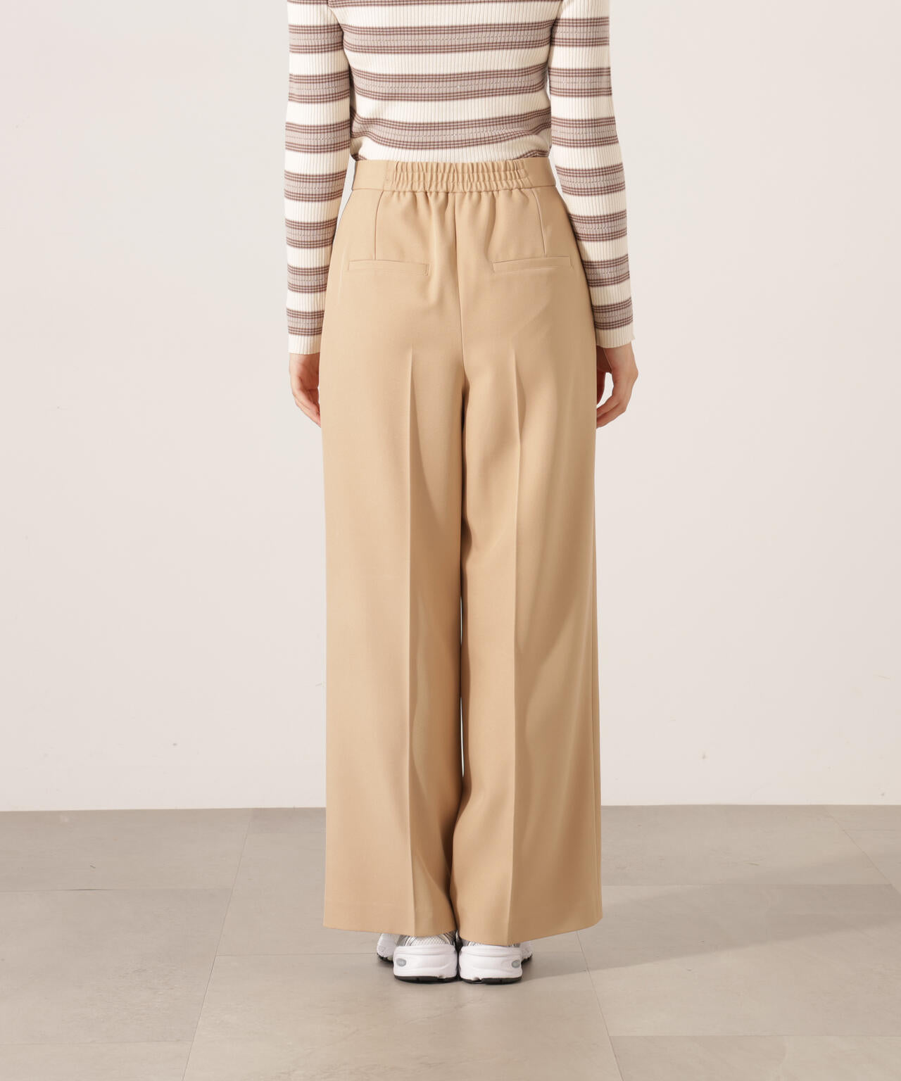 【加藤栞さん着用】ハイウエストラップパンツ