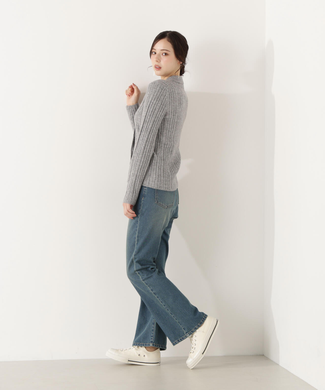 ブーツカットデニムパンツ