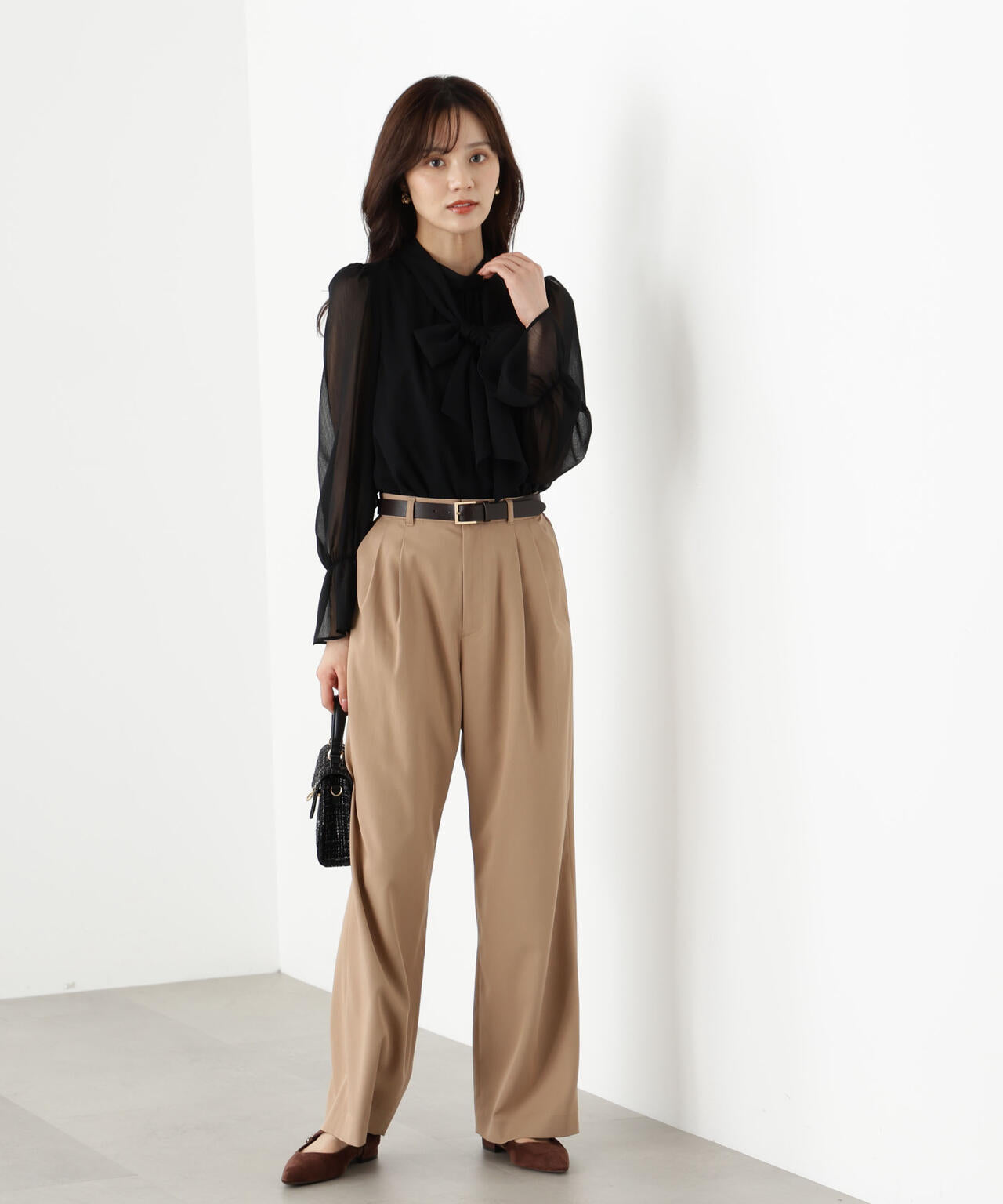 【松川星さん着用】ベルト付きタックパンツ