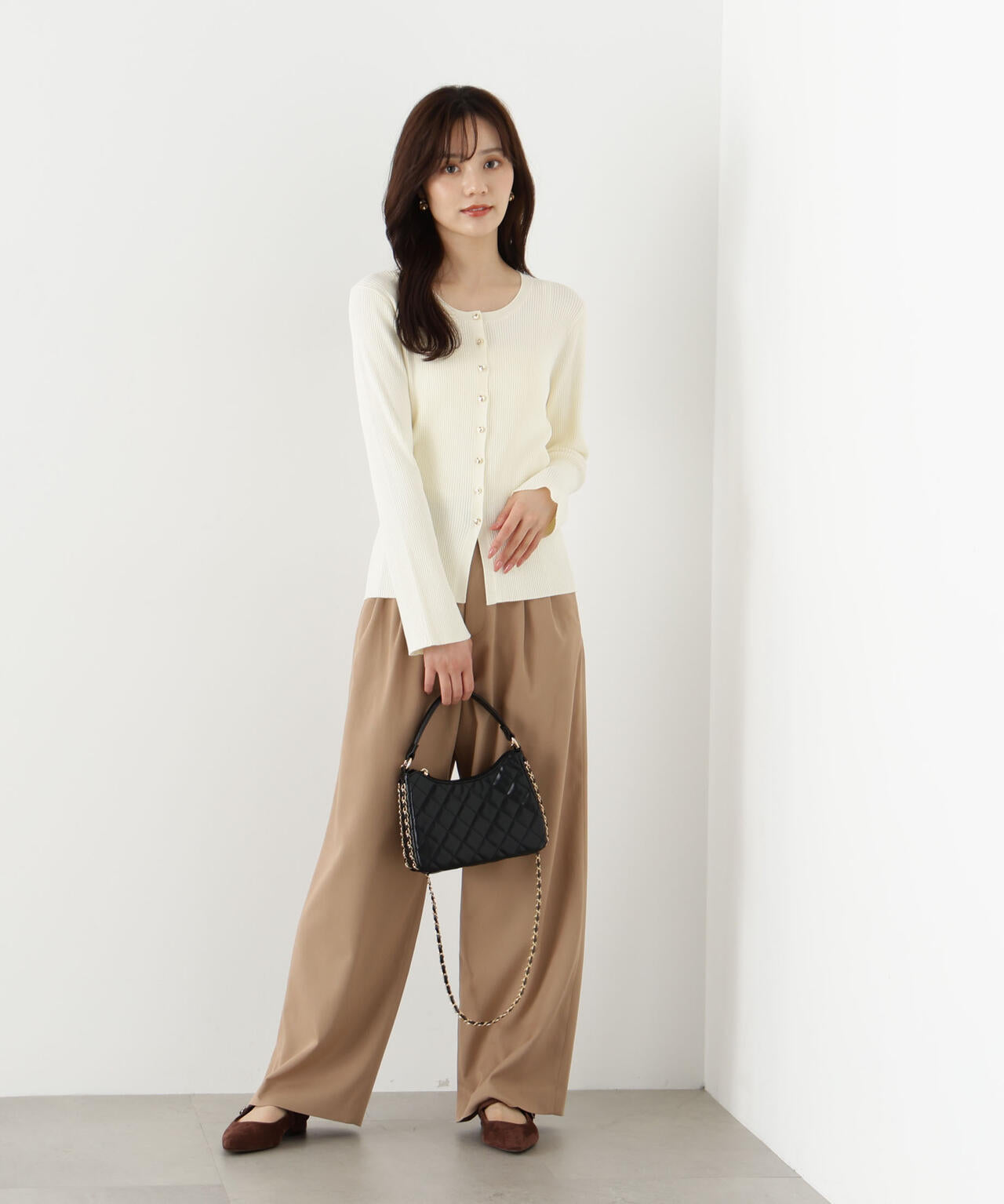 【松川星さん着用】ベルト付きタックパンツ