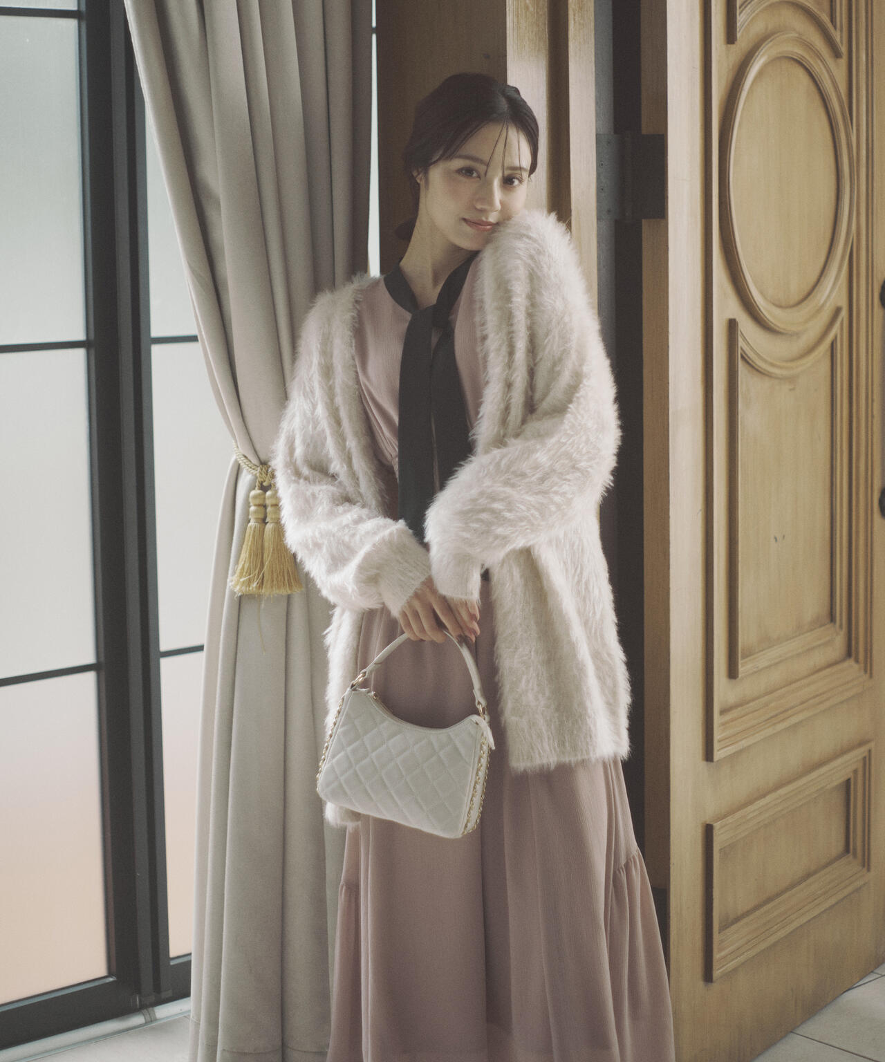 【青島心さん着用】タイ付きウエストシャーリングワンピース