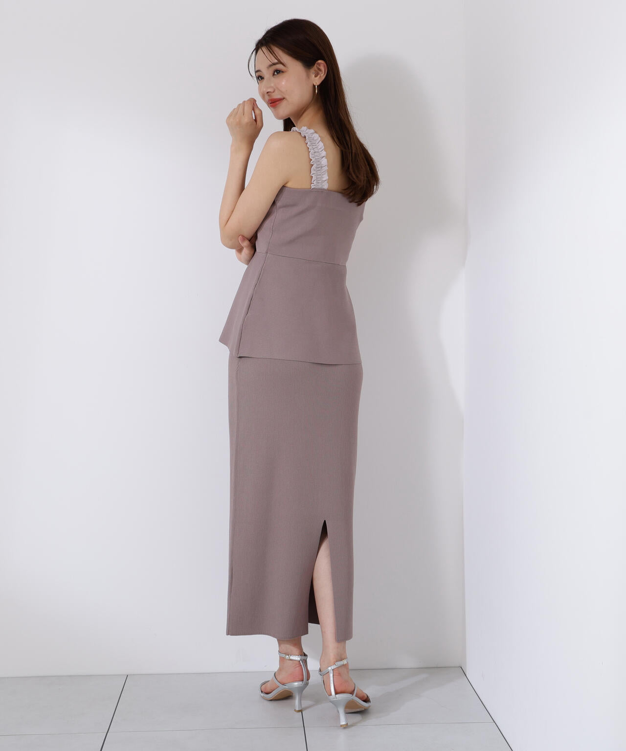 ペプラムキャミセットアップ