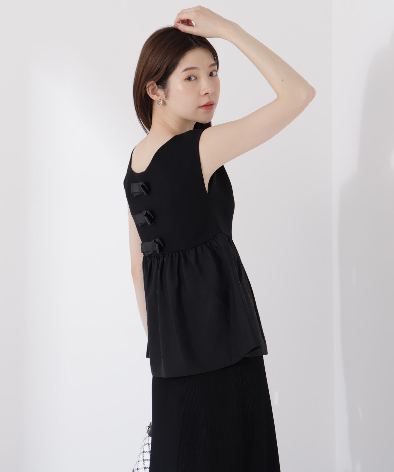 〈接触冷感〉ペプラムニットセットアップ【official site限定】