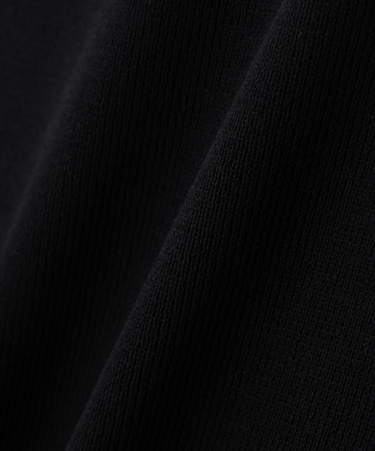 〈接触冷感〉ペプラムニットセットアップ【official site限定】