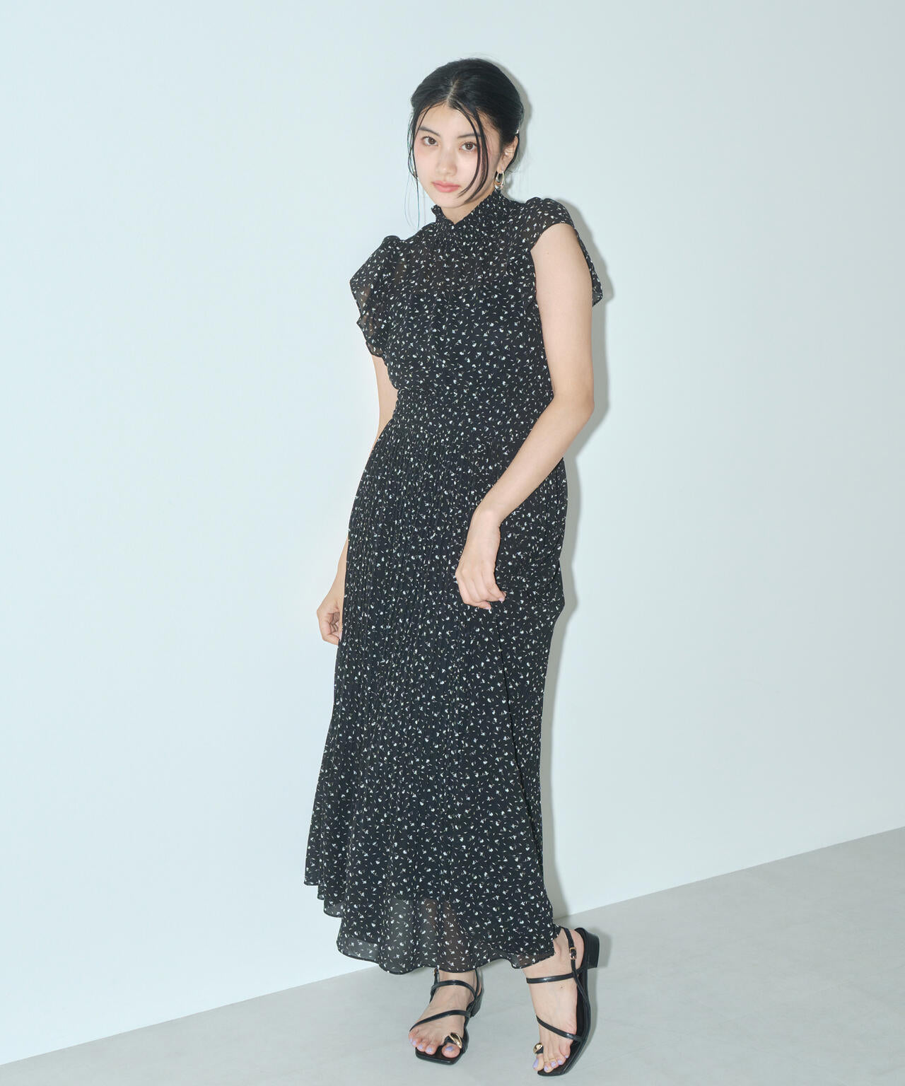 シフォン楊柳プリーツワンピース